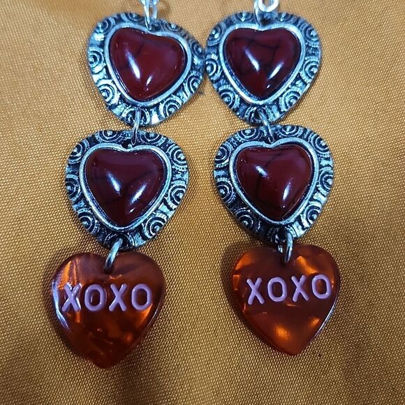 Handmade Hearts Aflutter Earrings - Picture 4 of 4